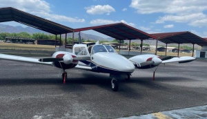 Seneca II PA-34-220T