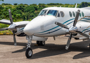 Beechcraft King Air B100