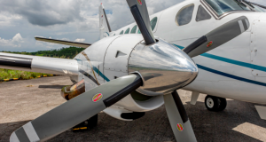 Beechcraft King Air B100 - Image 6