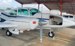 PIPER PA23-250 AZTEC F